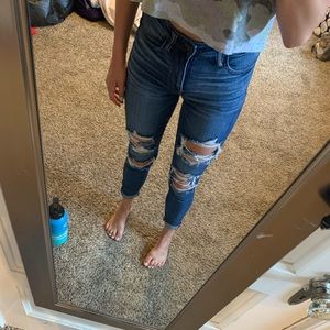 american eagle ripped skinny jeans